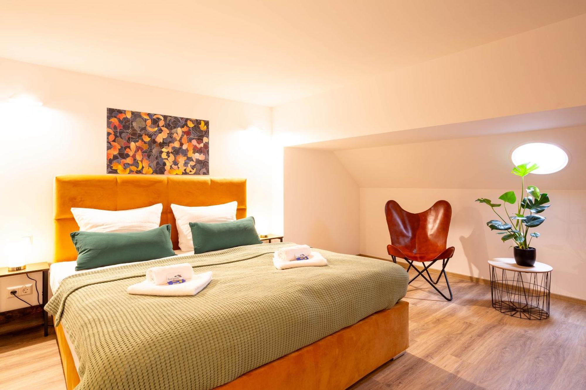 Soulscape Apartments Loft Zwickau Citycenter Mit Tg-Stellplatz, Magenta-Tv Und Klima Bagian luar foto