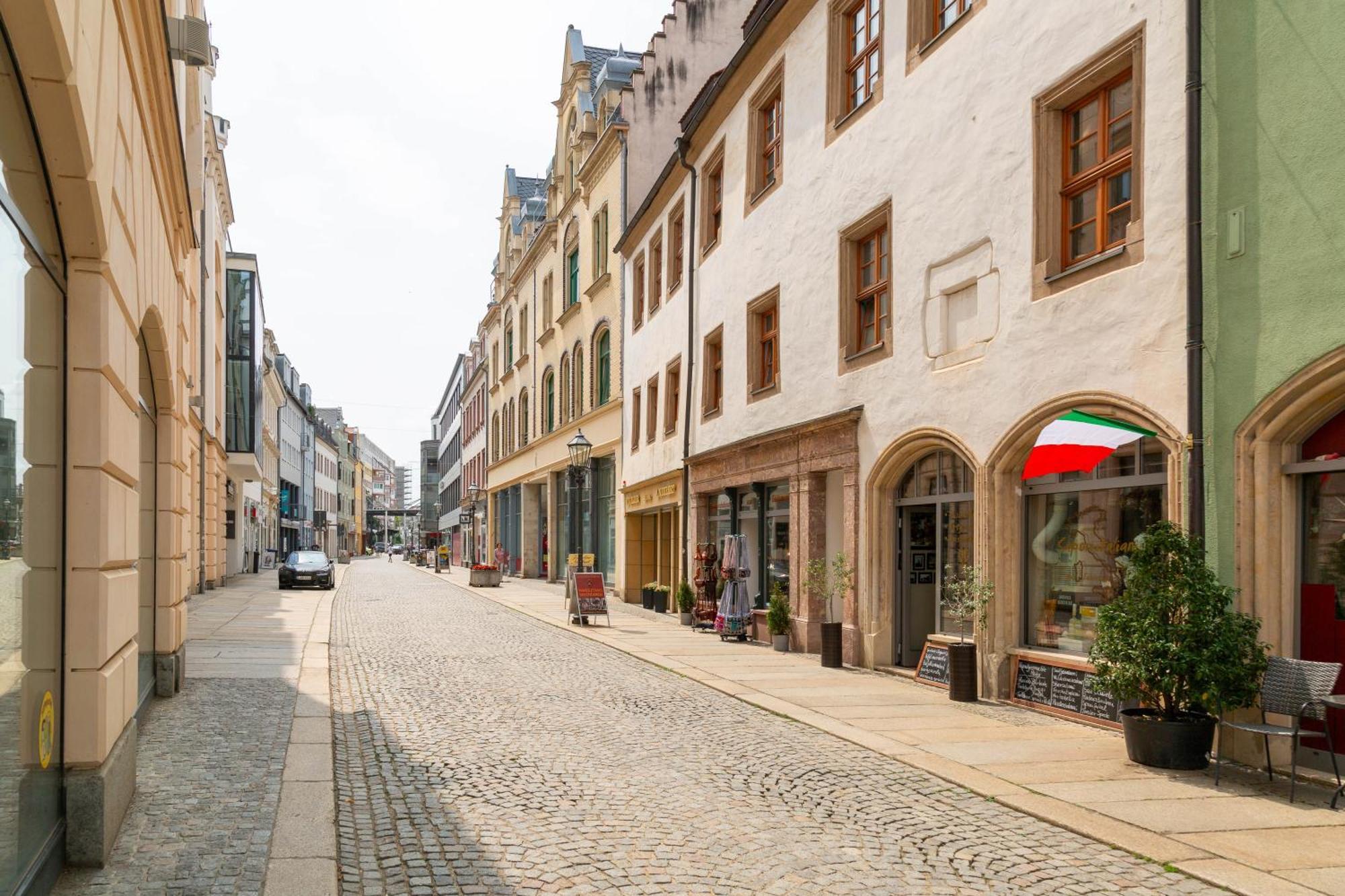 Soulscape Apartments Loft Zwickau Citycenter Mit Tg-Stellplatz, Magenta-Tv Und Klima Bagian luar foto
